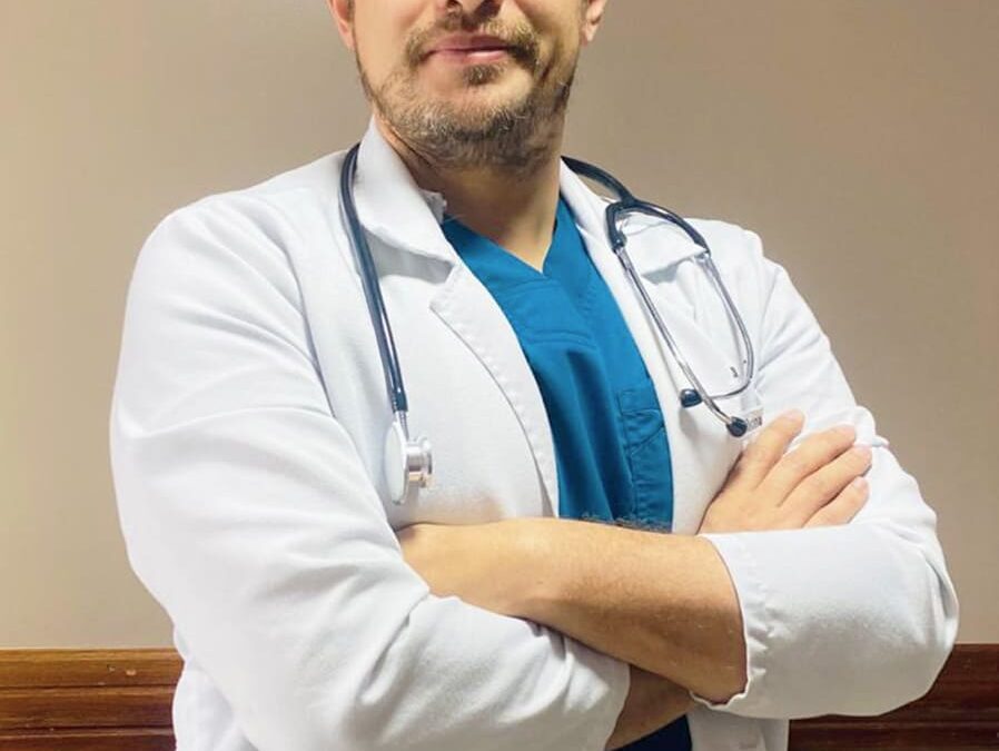 Dr. Pablo Adrian Chica Alvarracin